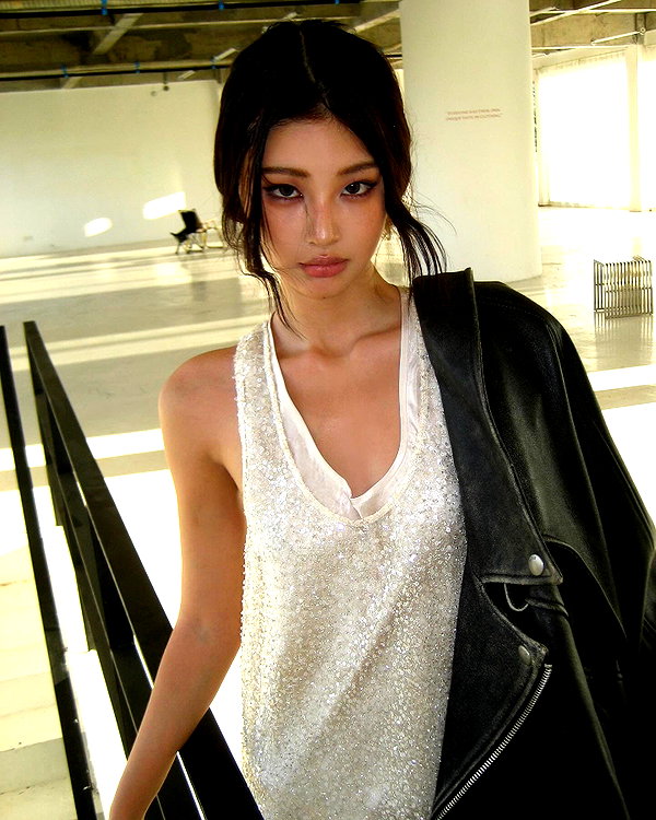 ll.lu1s instagram image archive image