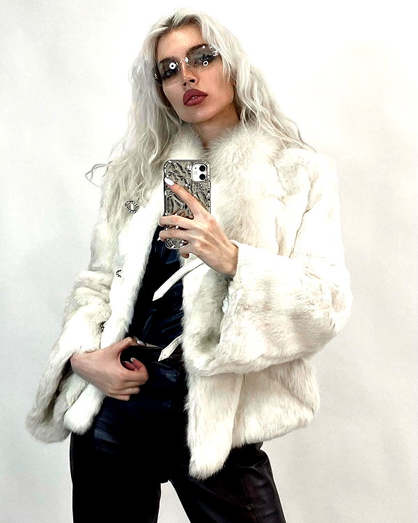 anya4everr instagram image archive image