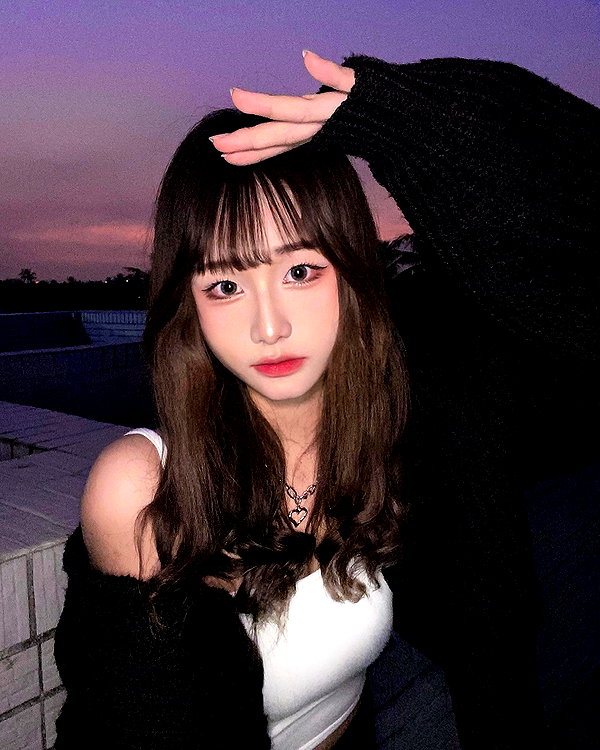 lai_931201 instagram image archive image