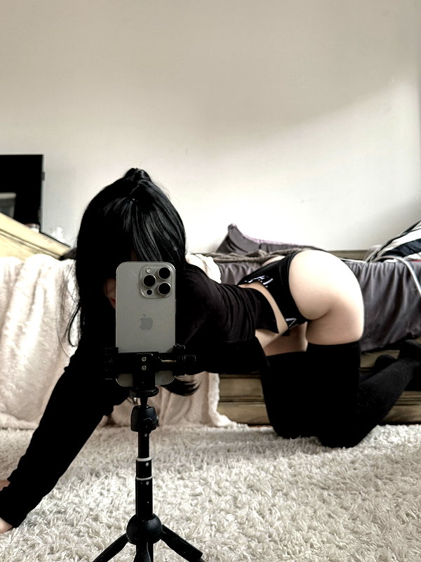 mollycodlee instagram image archive image