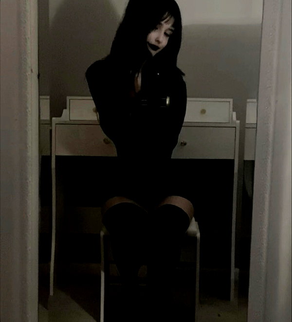 emeurie instagram image archive image