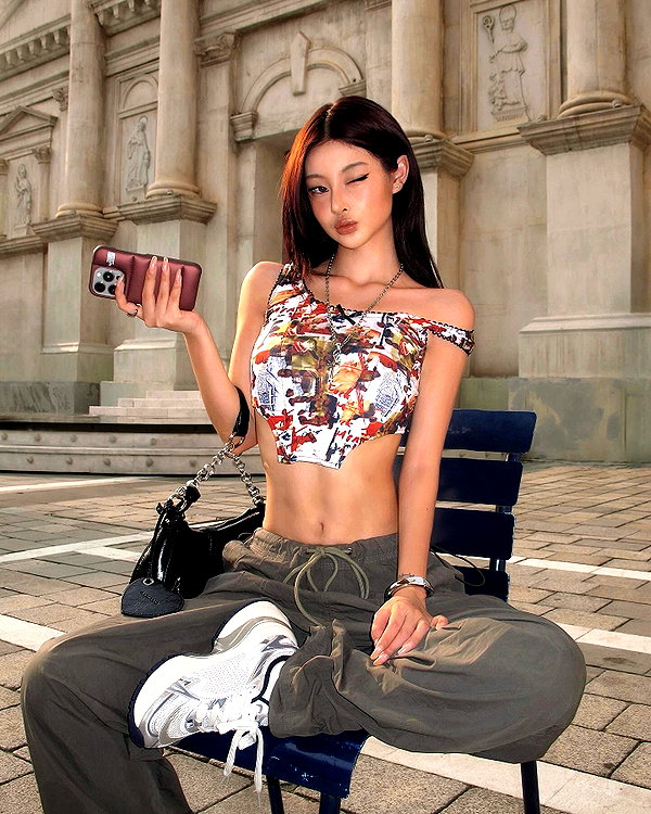 ll.lu1s instagram image archive image