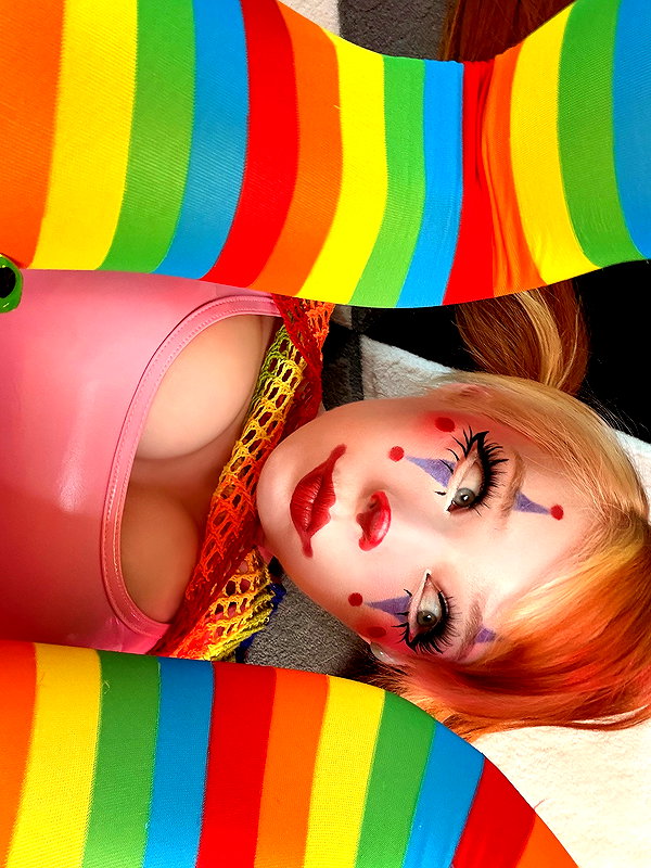 lola.luvgood instagram image archive image