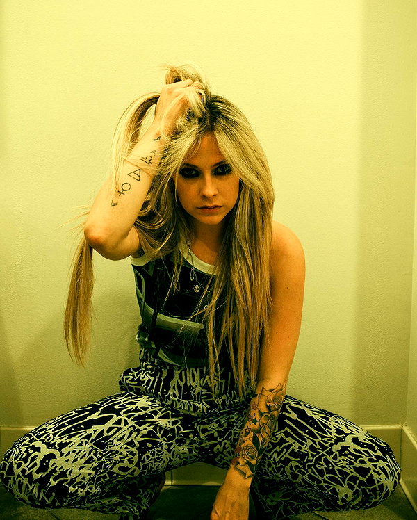 avrillavigne instagram image archive image