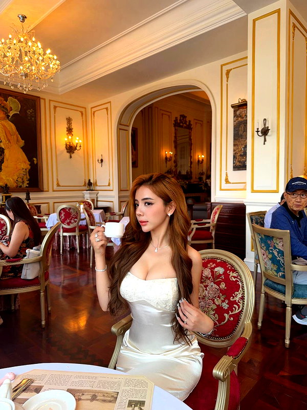 lyhythuedoxinh instagram image archive image