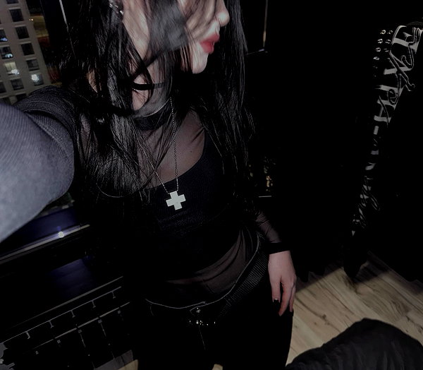 alllinauy instagram image archive image
