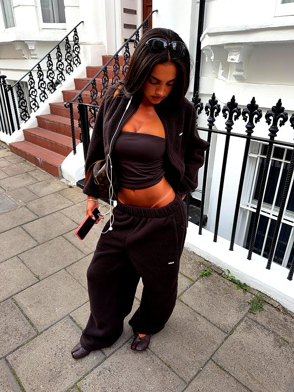 godbless_jess instagram image archive image