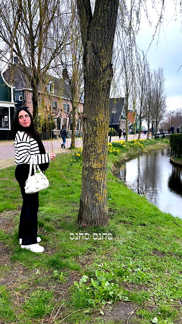 nicole.shpo instagram image archive image