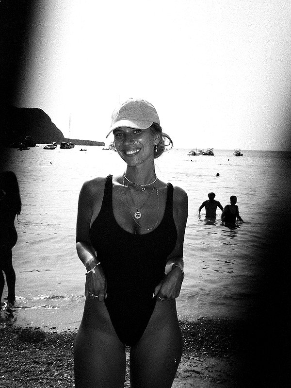 pia__kim instagram image archive image