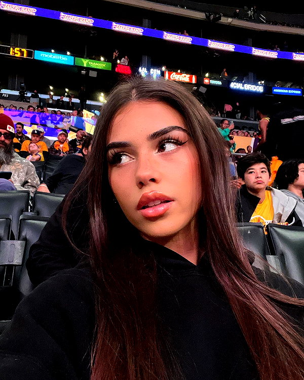 leahhalton instagram image archive image