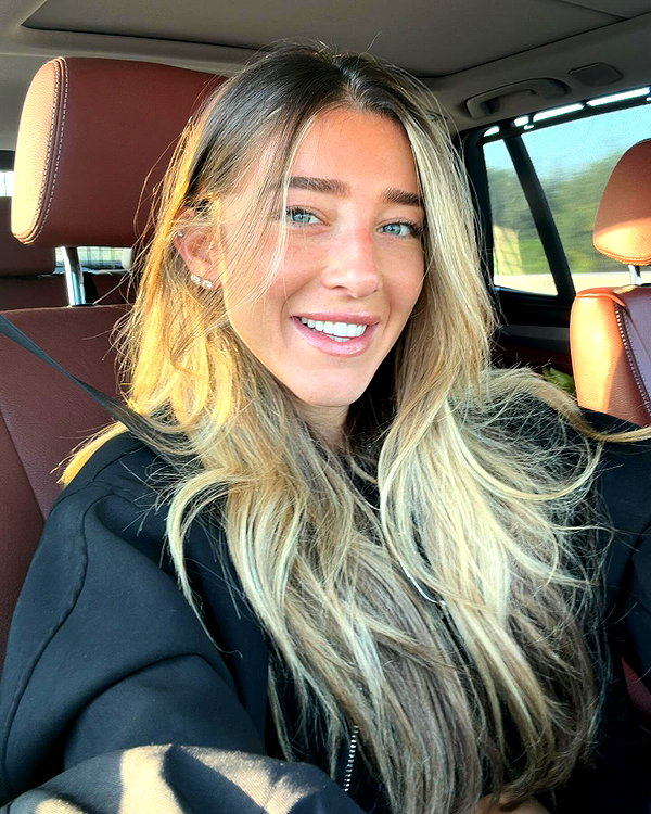 annezivi instagram image archive image