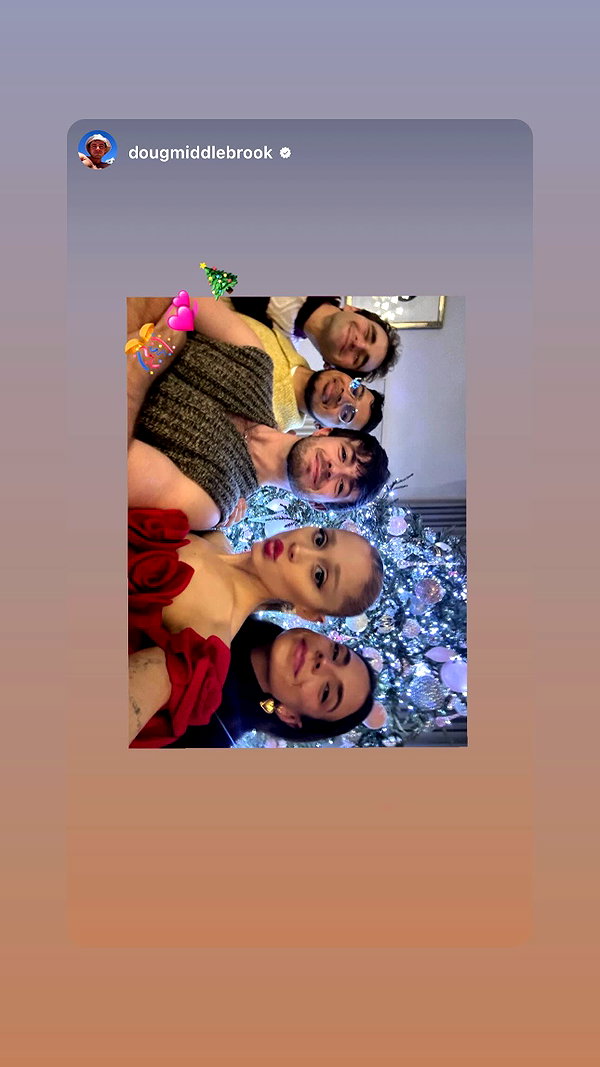 arianagrande instagram image archive image