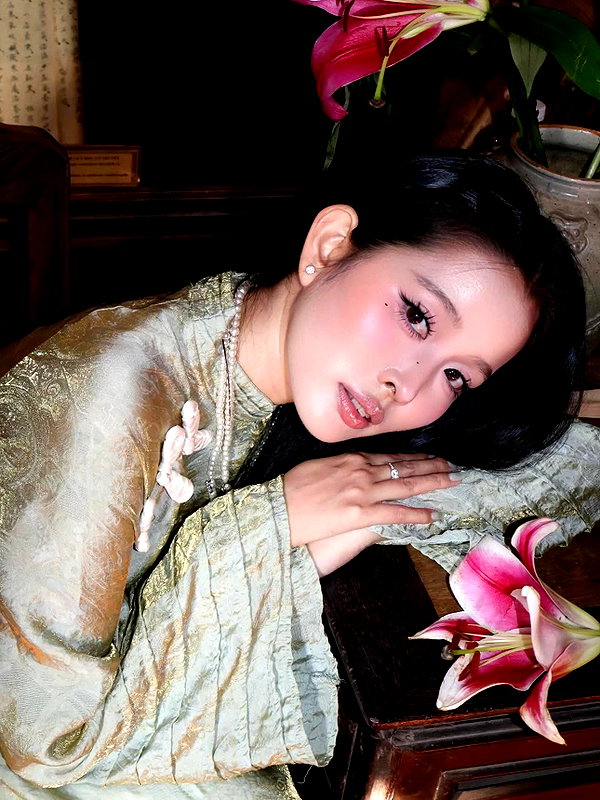 lyhythuedoxinh instagram image archive image