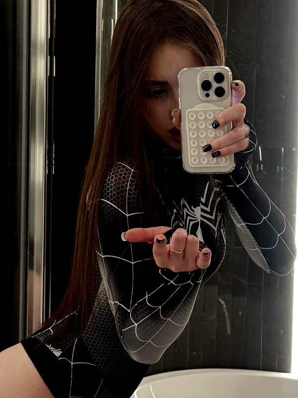 ne_nastenaa instagram image archive image