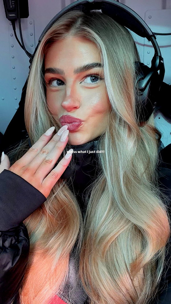 hollyjai archive image