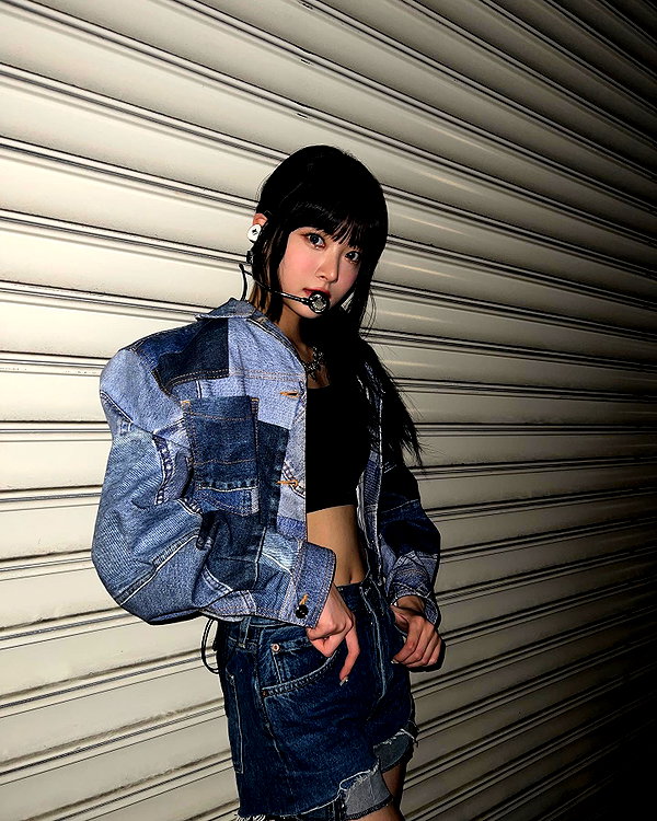 hhh.e_c.v instagram image archive image