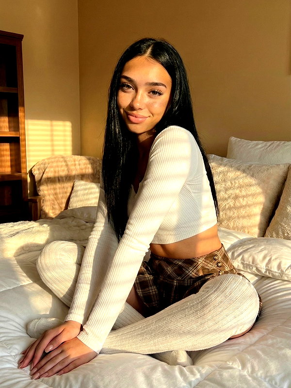 nadiabennt instagram image archive image