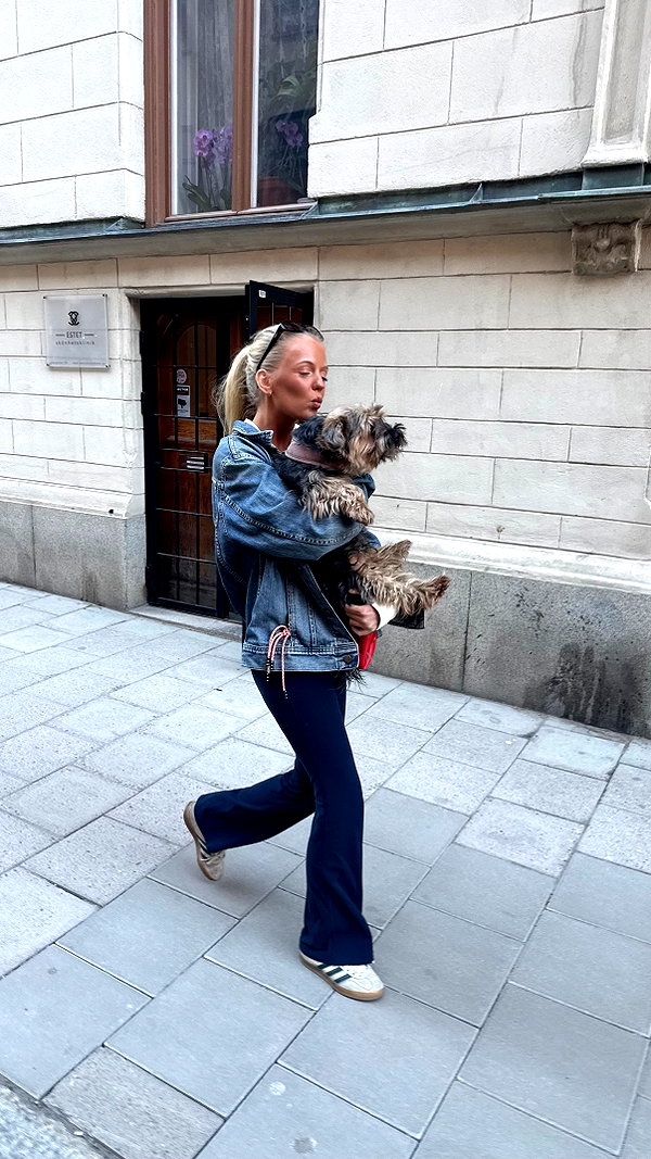edvarda_ instagram image archive image