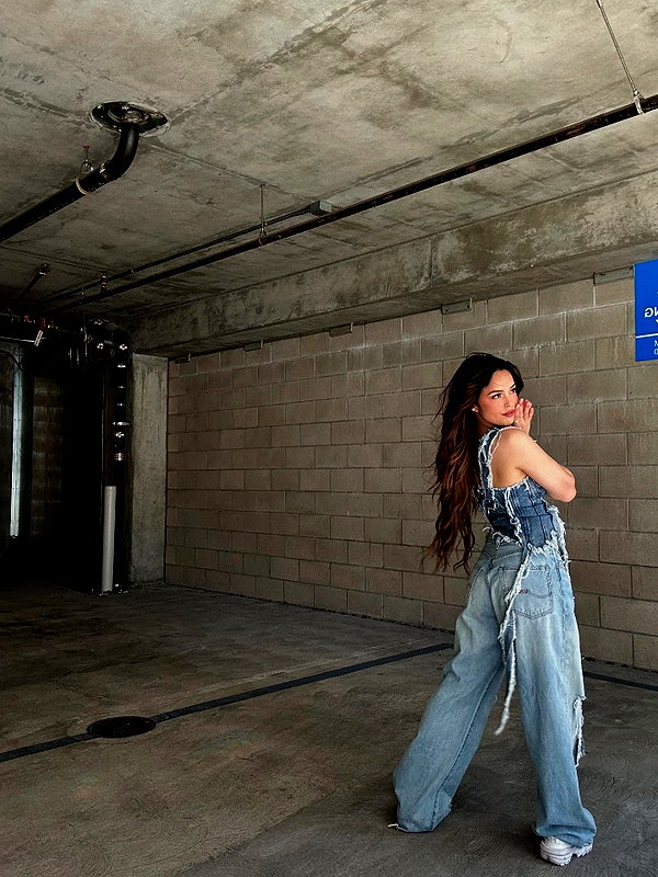 valkyrae instagram image archive image