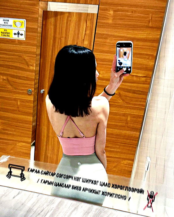 indra0102_ instagram image archive image