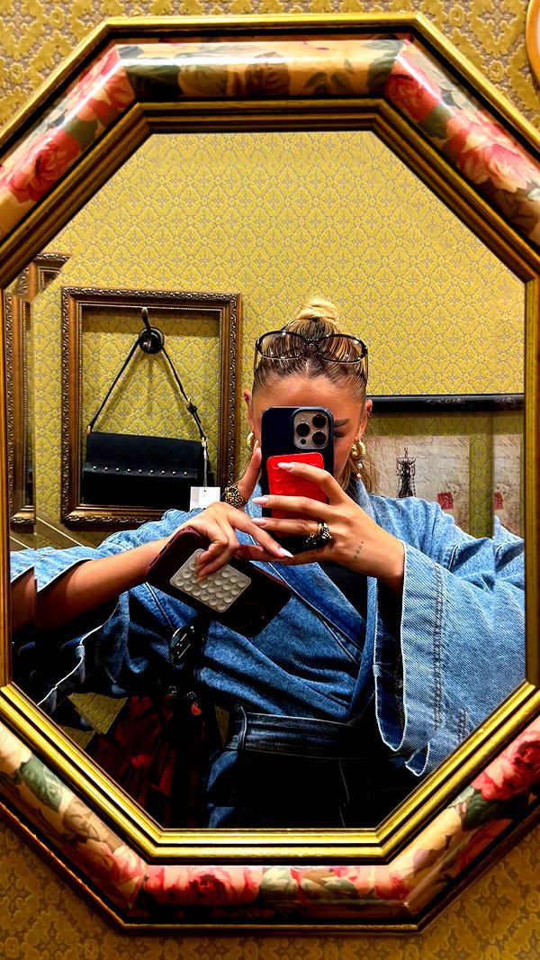 maya.keyy instagram image archive image