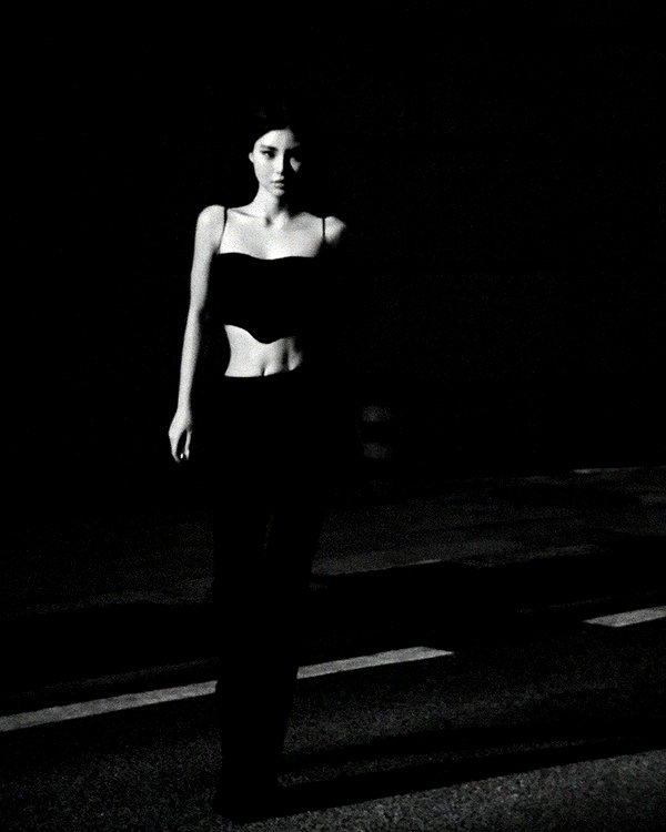 ll.lu1s instagram image archive image