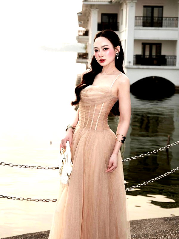 lyhythuedoxinh instagram image archive image