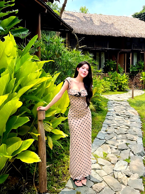 lyhythuedoxinh instagram image archive image