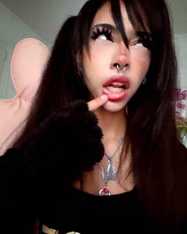 twodollie instagram image archive image