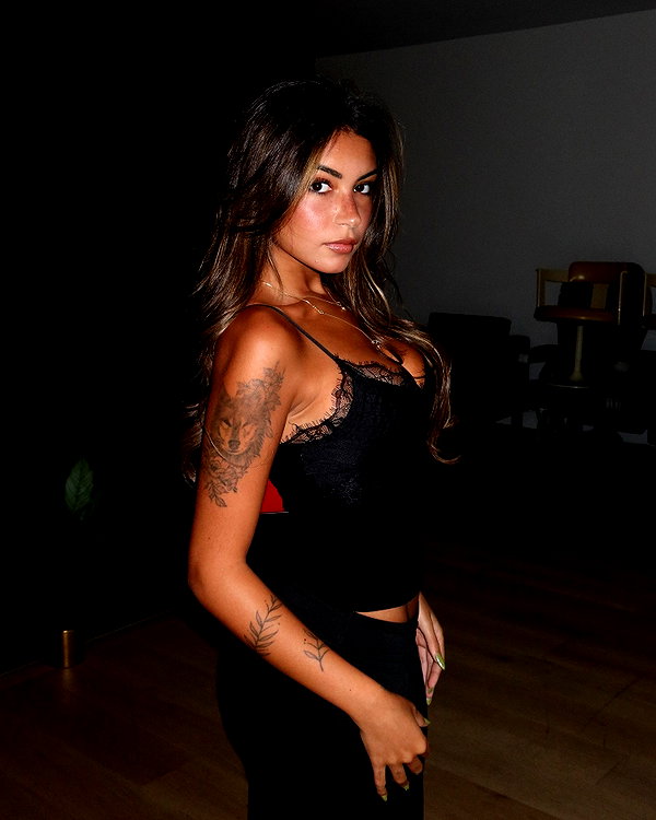 gabimfmoura instagram image archive image