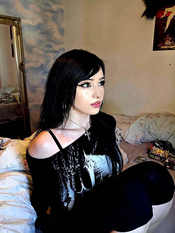 xoreniiiiii instagram image archive image