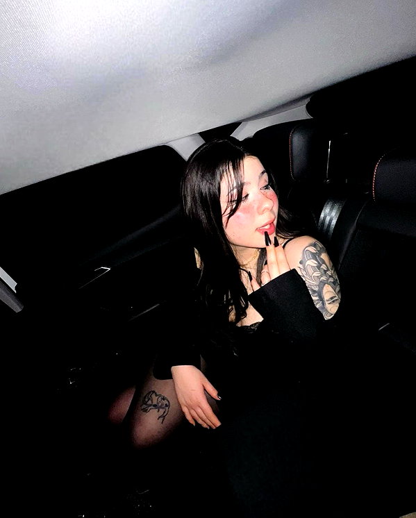 evasela__ instagram image archive image