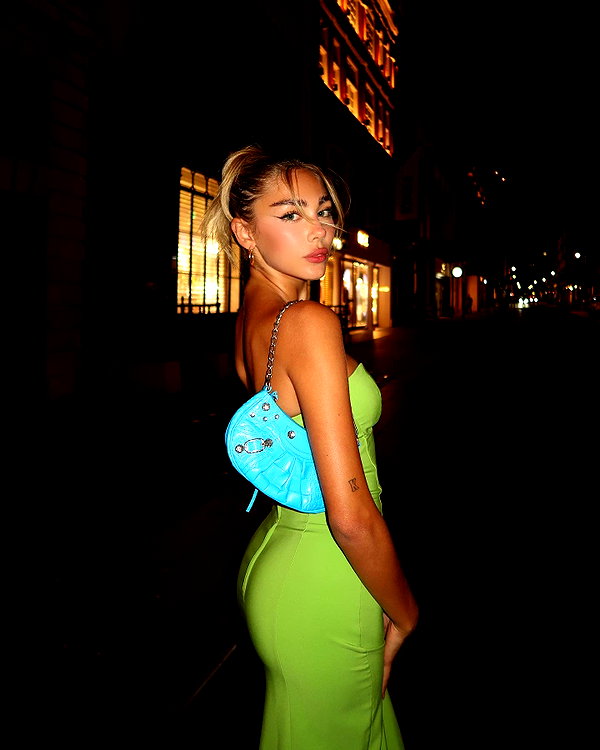 maya.keyy instagram image archive image