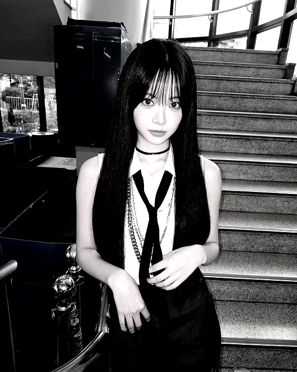 hhh.e_c.v instagram image archive image