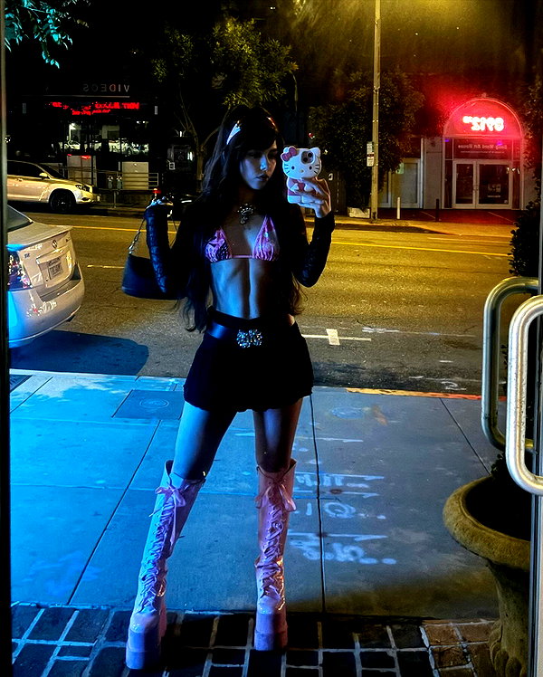 hannahdollas instagram image archive image