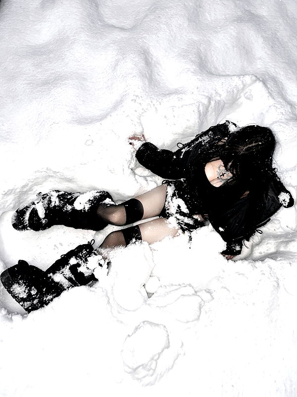 9unxx7 instagram image archive image