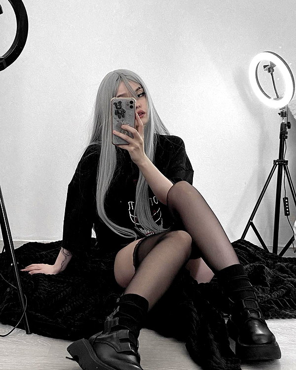 glowmoonshorty instagram image archive image