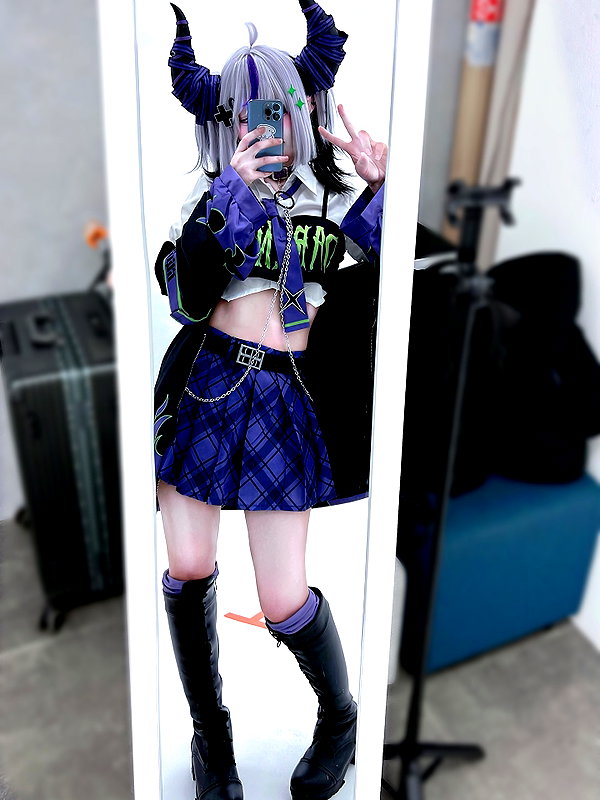 purinn_cos instagram image archive image