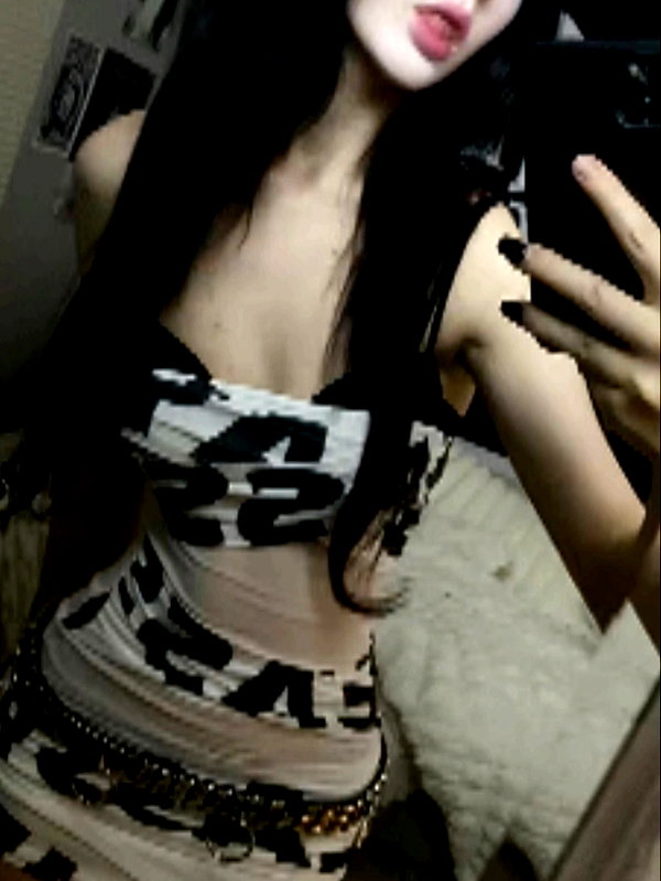 emeurie instagram image archive image