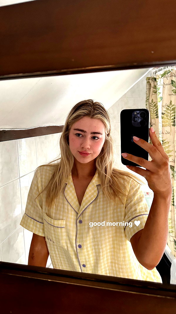 sophadophaa_ instagram image archive image