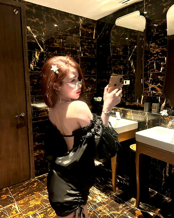 lyhythuedoxinh instagram image archive image