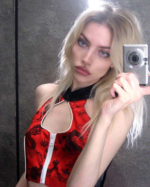 alien.hanna instagram image archive image