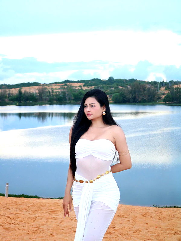 lyhythuedoxinh instagram image archive image