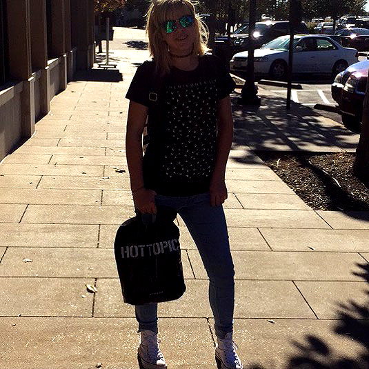 yeahimcaroline instagram image archive image