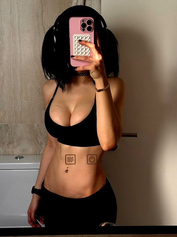 nicoleponyxo instagram image archive image