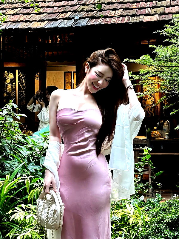 lyhythuedoxinh instagram image archive image