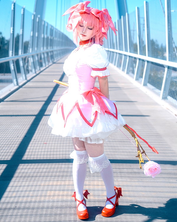 miee_cos instagram image archive image