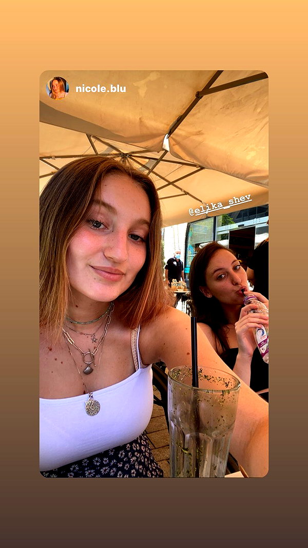 elika_shev instagram image archive image