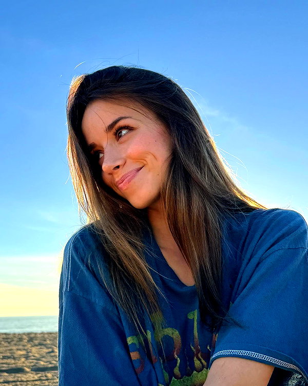 sadieemckennaa instagram image archive image