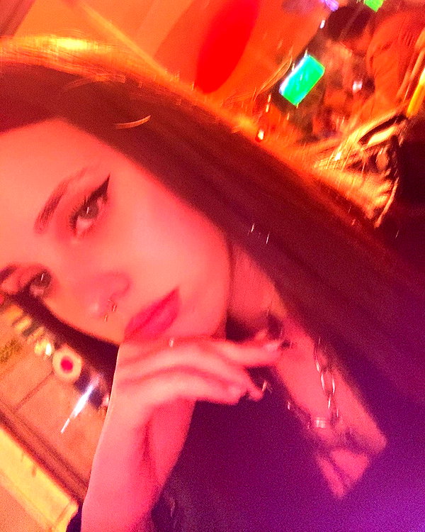nicole.shpo instagram image archive image